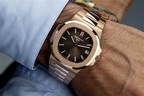 patek philippe nautilus 5711 1r/001|patek philippe 5711 rose gold.